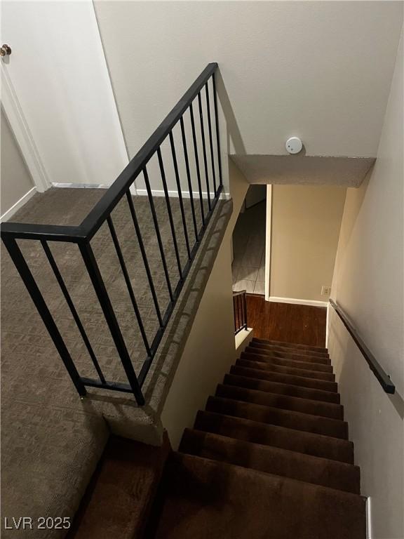 2541 Love St, Las Vegas, NV 89121 - view of stairs
