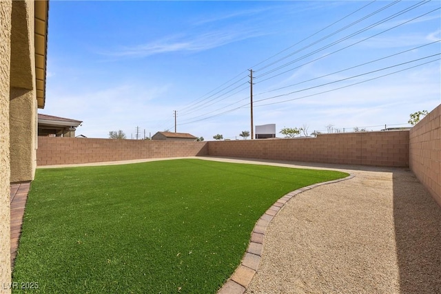 732 Rosewater Dr, Henderson, NV 89011 - view of yard