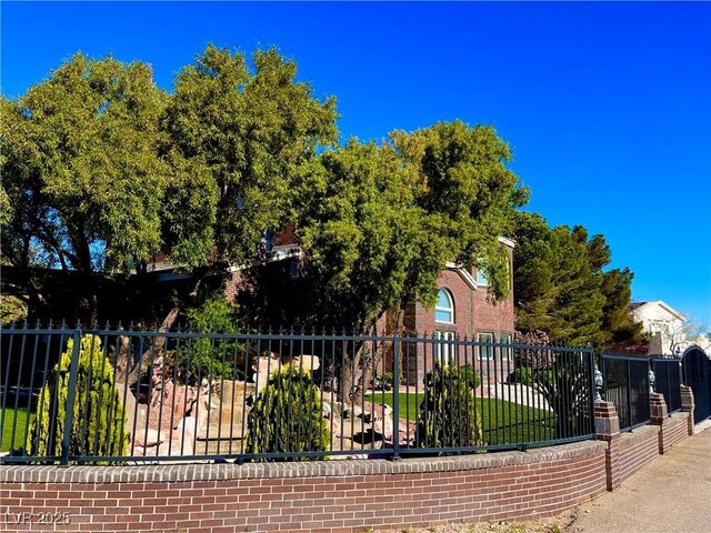 8690 W Ford Ave, Las Vegas, NV 89148 - view of property hidden behind natural elements