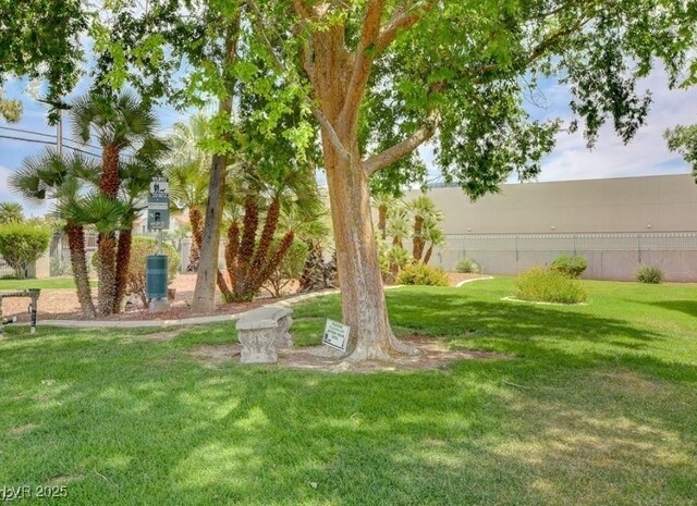 2725 S Nellis Blvd Unit 2083, Las Vegas, NV 89121 - photo 11