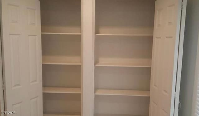 6974 Emerald Springs Ln, Las Vegas, NV 89113 - view of closet