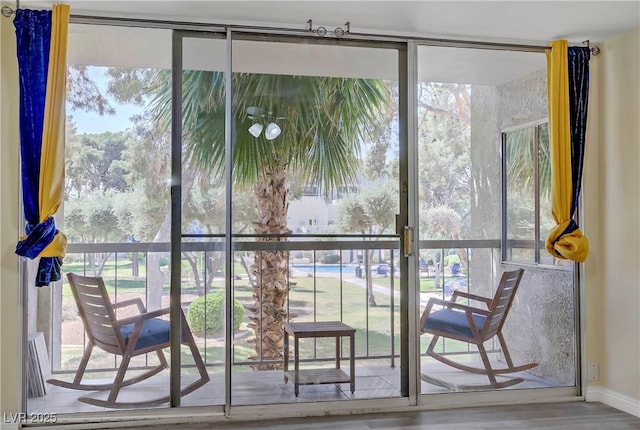 725 N Royal Crest Cir Unit 214, Las Vegas, NV 89169 - sunroom / solarium featuring plenty of natural light
