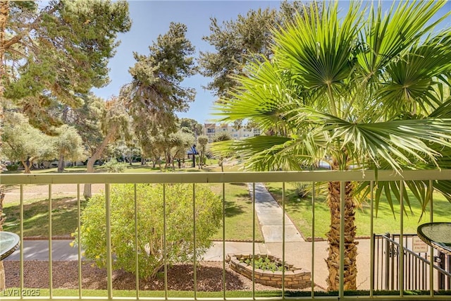 725 N Royal Crest Cir Unit 214, Las Vegas, NV 89169 - view of balcony