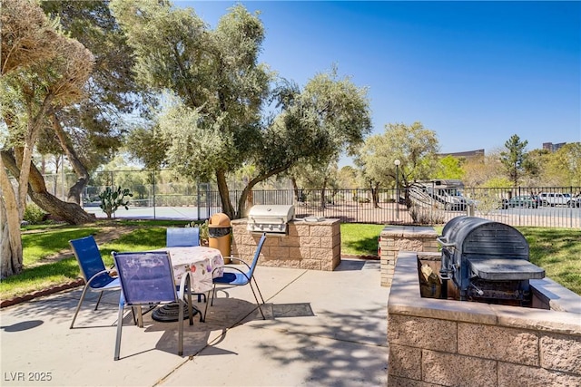 725 N Royal Crest Cir Unit 214, Las Vegas, NV 89169 - view of patio / terrace featuring outdoor dining area
