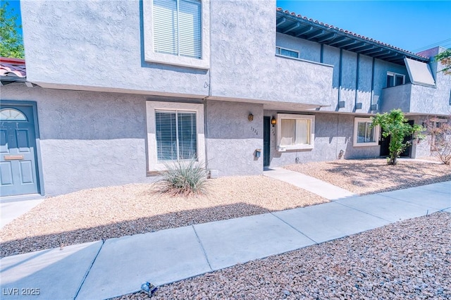 view of front of house with stucco siding