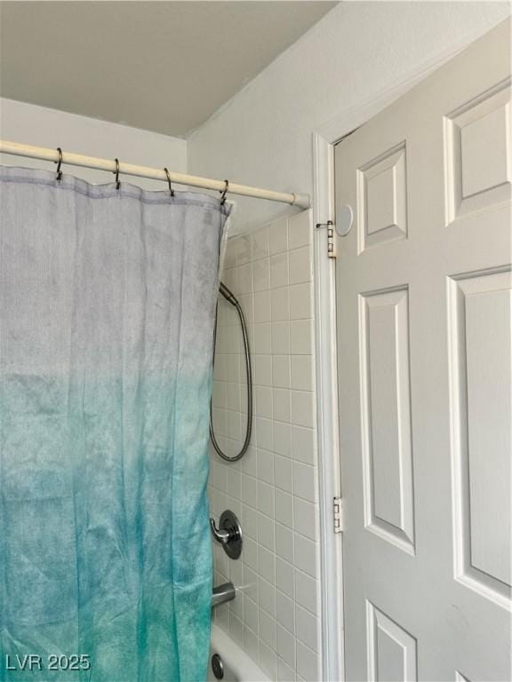 182 Horizon View Dr, Henderson, NV 89015 - full bathroom with shower / bathtub combination with curtain