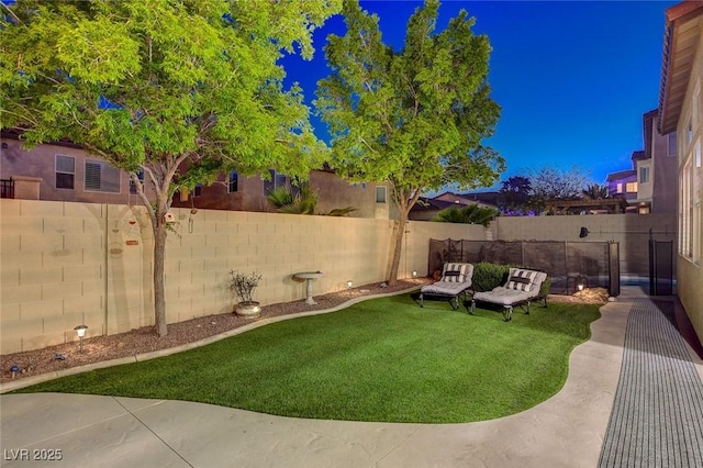 9413 Artesian Oak Ct, Las Vegas, NV 89149 - view of yard featuring a fenced backyard