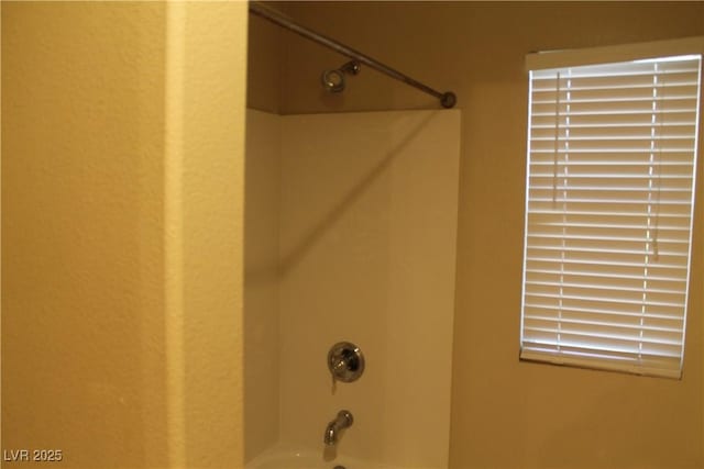 932 Tafalla Ct, Las Vegas, NV 89138 - interior details with shower / bathtub combination