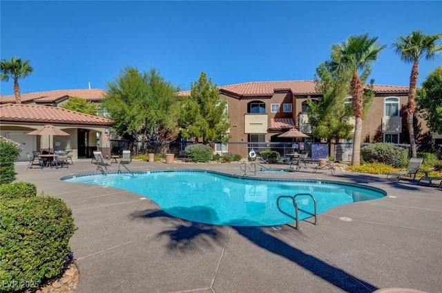 9000 Las Vegas Blvd Unit 1047, Las Vegas, NV 89123 - pool featuring fence and a patio area