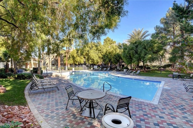 9000 Las Vegas Blvd Unit 1047, Las Vegas, NV 89123 - pool featuring fence, a yard, and a patio
