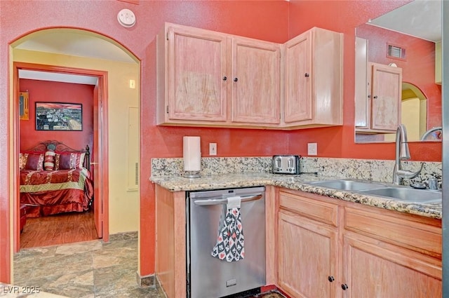 9000 Las Vegas Blvd Unit 1047, Las Vegas, NV 89123 - kitchen with a sink, visible vents, dishwasher, and light brown cabinets