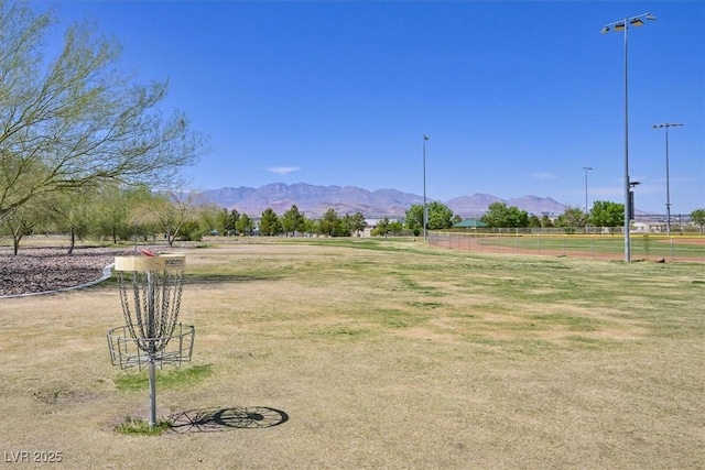 8919 Don Valley Ave, Las Vegas, NV 89148 - surrounding community featuring a mountain view
