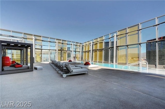 3726 Las Vegas Blvd Unit 2605, Las Vegas, NV 89158 - view of swimming pool