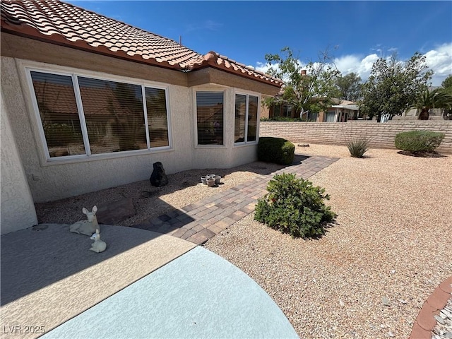 9048 Litchfield Ave, Las Vegas, NV 89134 - view of patio with fence