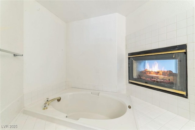 121 Golf Course St, Las Vegas, NV 89145 - bathroom featuring a bath