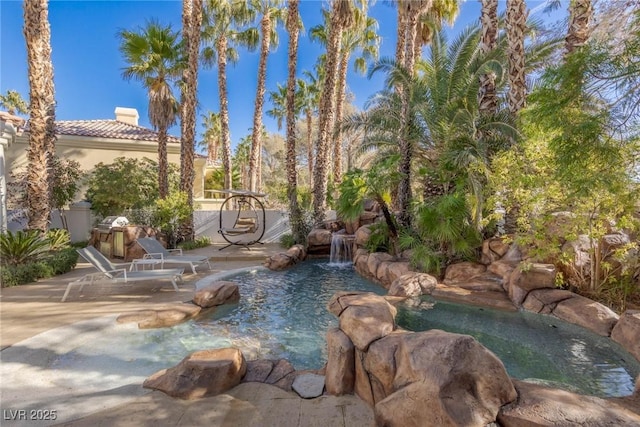 8109 Moonstone Cir, Las Vegas, NV 89128 - outdoor pool featuring a patio area