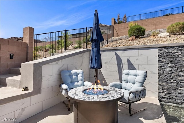 18 Via Tiberina, Henderson, NV 89011 - view of patio / terrace with fence