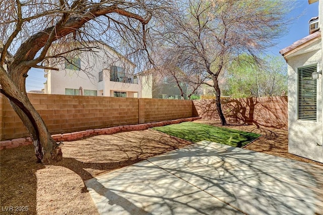 view of patio featuring a fenced backyard