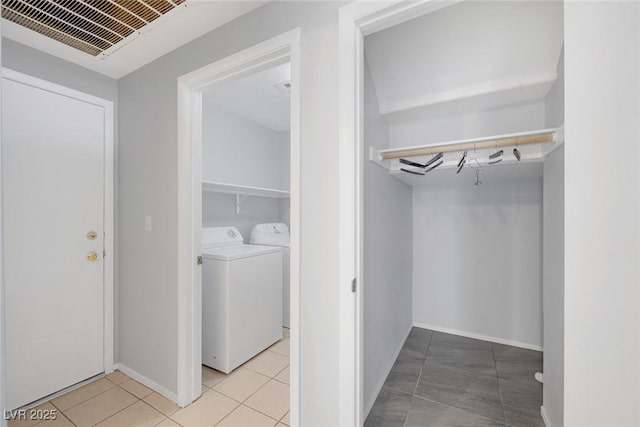 8005 Exploration Ave, Las Vegas, NV 89131 - closet featuring visible vents and independent washer and dryer