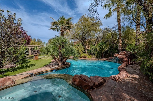 11814 Canons Brook Dr, Las Vegas, NV 89141 - pool featuring a yard