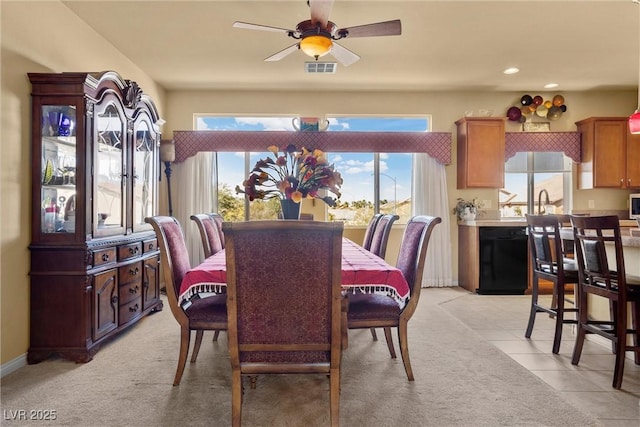 dining area with visible vents, ceiling fan, recessed lighting, and light carpet