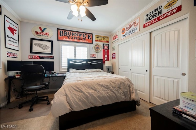 bedroom with carpet floors, a closet, crown molding, and ceiling fan