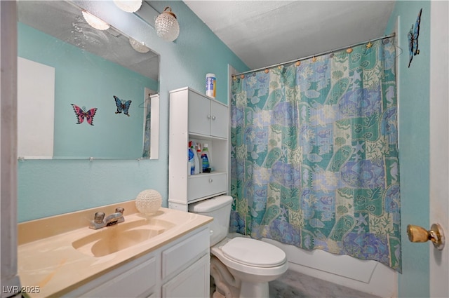 full bath with shower / bath combo, toilet, and vanity