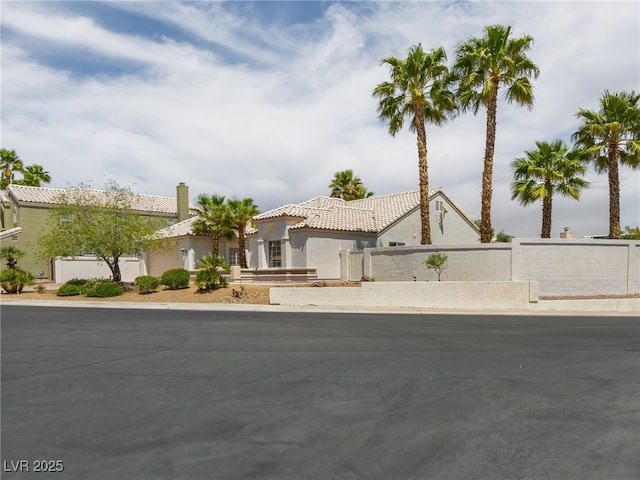 2212 Marble Gorge Dr, Las Vegas, NV 89117 - photo 4