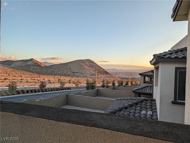 view of mountain feature