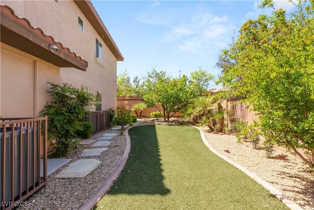 2285 Villefort Ct, Las Vegas, NV 89117 - view of yard