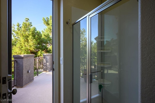 580 Via Di Parione Ct, Henderson, NV 89011 - doorway featuring plenty of natural light and a textured wall