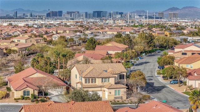 drone / aerial view with a view of city