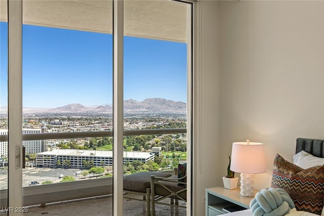 2877 Paradise Rd Unit 2502, Las Vegas, NV 89109 - balcony with a mountain view