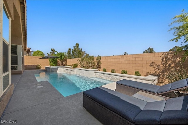8440 Footpath St, Las Vegas, NV 89166 - view of swimming pool featuring a hot tub, a patio area, and a fenced backyard