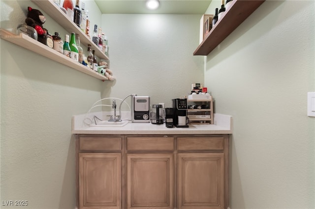 9000 Cotton Rose Way, Las Vegas, NV 89134 - bar featuring a sink