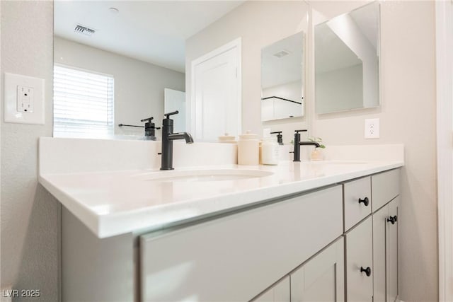 3525 Serravalle Ln, Henderson, NV 89044 - full bath with double vanity