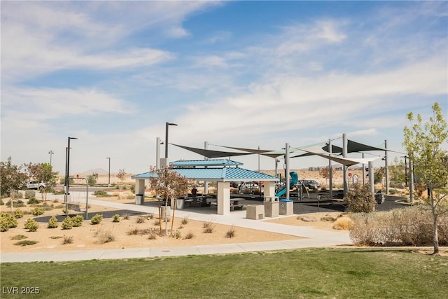 3525 Serravalle Ln, Henderson, NV 89044 - view of community with a gazebo and a lawn