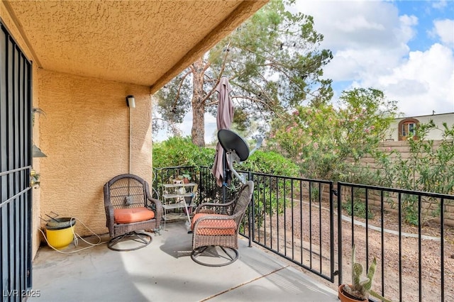 2851 S Valley View Blvd Unit 1098, Las Vegas, NV 89102 - view of patio featuring a balcony