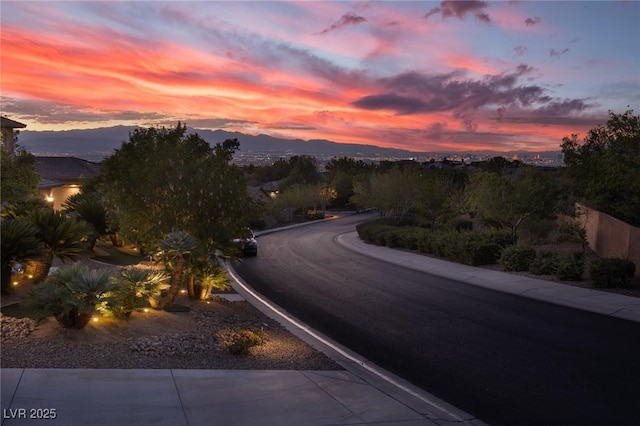 9 Chalet Hills Ter, Henderson, NV 89052 - photo 2