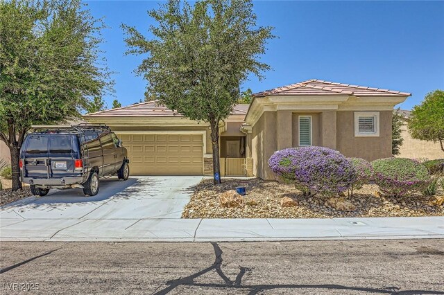 2213 Carrier Dove Way N, Las Vegas, NV 89084 - photo 2