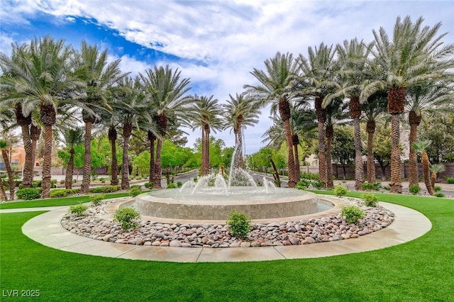 2338 Dolphin Ct, Henderson, NV 89074 - view of community with a yard