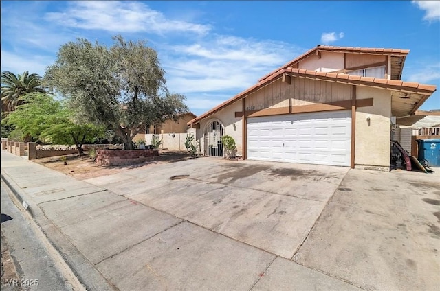 6388 W Viking Rd, Las Vegas, NV 89103 - photo 2