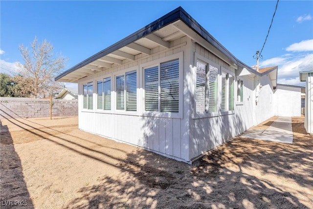 613 Kings Pl, Boulder City, NV 89005 - view of side of property with fence
