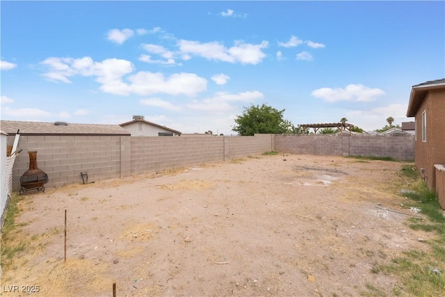view of yard featuring a fenced backyard