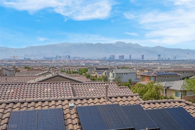 301 Resolute Ave, Henderson, NV 89011 - view of mountain backdrop featuring nearby urban area