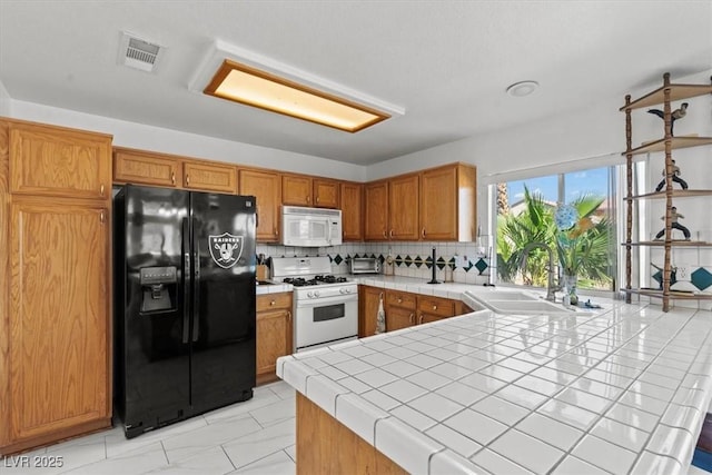 7954 Kentshire Dr, Las Vegas, NV 89117 - photo 11