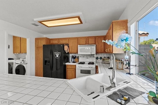 7954 Kentshire Dr, Las Vegas, NV 89117 - photo 12