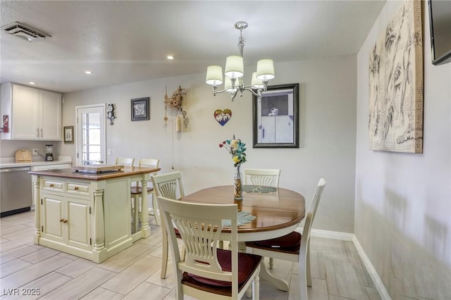 dining area with light wood-style flooring, baseboards, visible vents, recessed lighting, and a chandelier