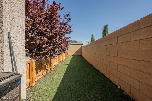 10126 Cliff Dwellings Ave, Las Vegas, NV 89178 - view of yard
