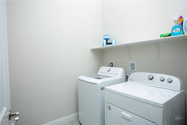 1130 Calico Rdg, Mesquite, NV 89034 - laundry room with independent washer and dryer and baseboards